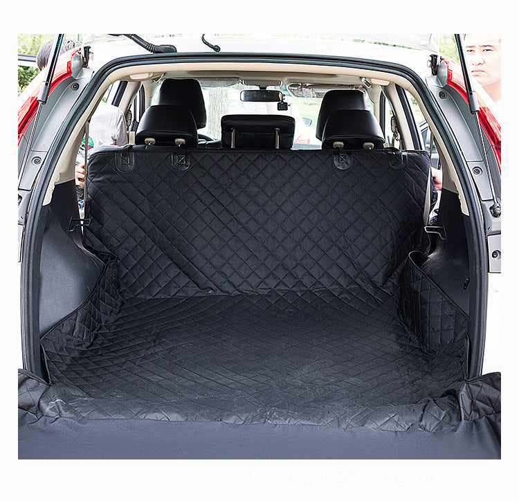 New Dog Mat In The Car Boot Of Pets - Priceless Pet Place